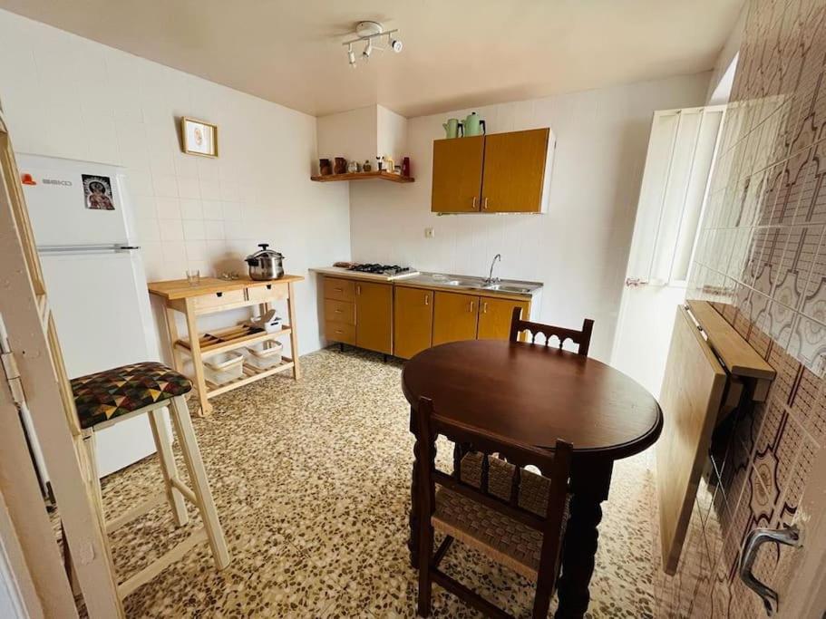 Villa Casa Bejar, Tranquila Casa Con Chimenea, Patios, Junto A La Piscina Canete la Real Exterior foto